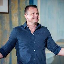 A szerencsétlen és a két hülye öccse