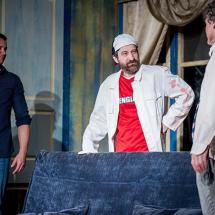 A szerencsétlen és a két hülye öccse